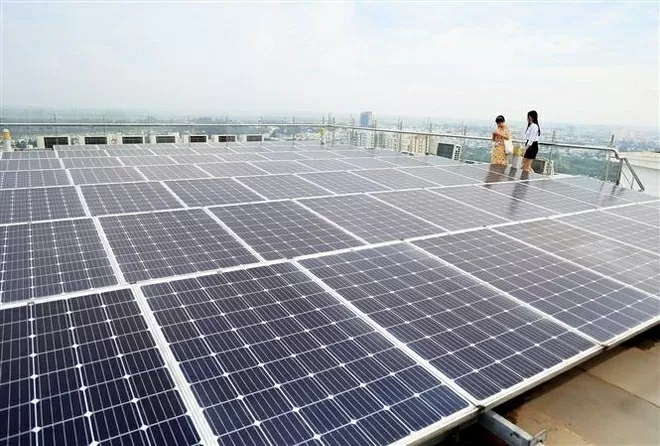 Năng lượng tái tạo - con đường đến tương lai bền vững Năng lượng tái tạo - con đường đến tương lai bền vững