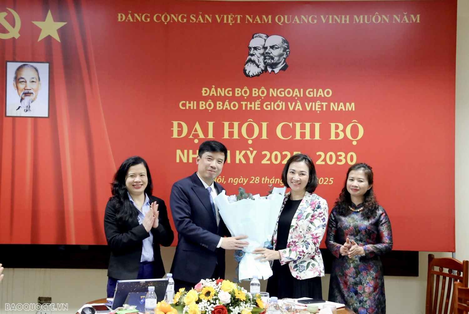 Đại hội Chi bộ Báo Thế giới và Việt Nam nhiệm kỳ 2025-2030: Kiện toàn công tác lãnh đạo, định hướng nhiệm vụ trong giai đoạn mới