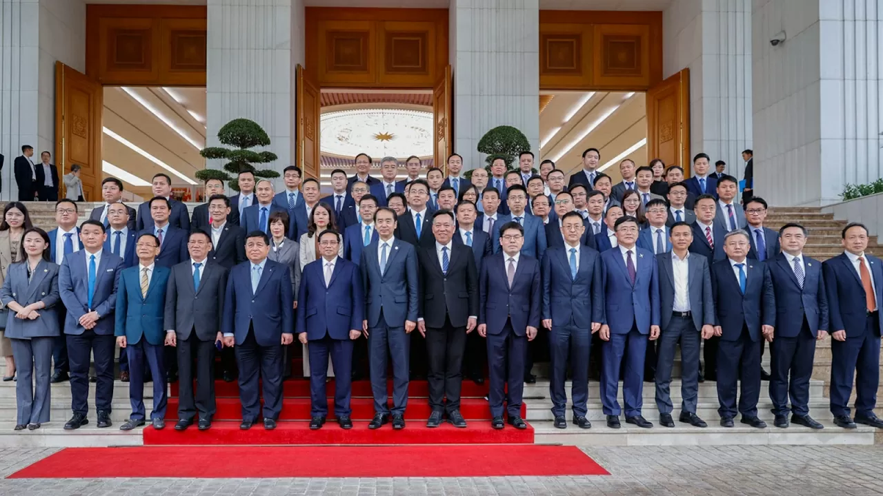 Thủ tướng và các đại biểu tại Tọa đàm. (Nguồn: VGP News) Thủ tướng và các đại biểu tại Tọa đàm. (Nguồn: VGP News)