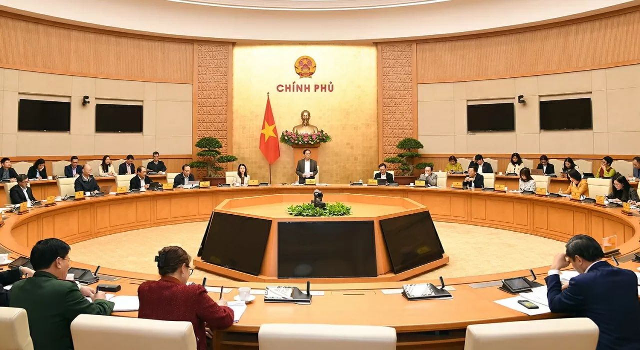 Phó Thủ tướng đề nghị triển khai công tác thông tin, tuyên truyền gắn với quảng bá du lịch của Việt Nam ngay sau khi công bố bộ nhận diện và logo của Hội nghị vào đầu tháng 3 - Ảnh: VGP/Hải Minh