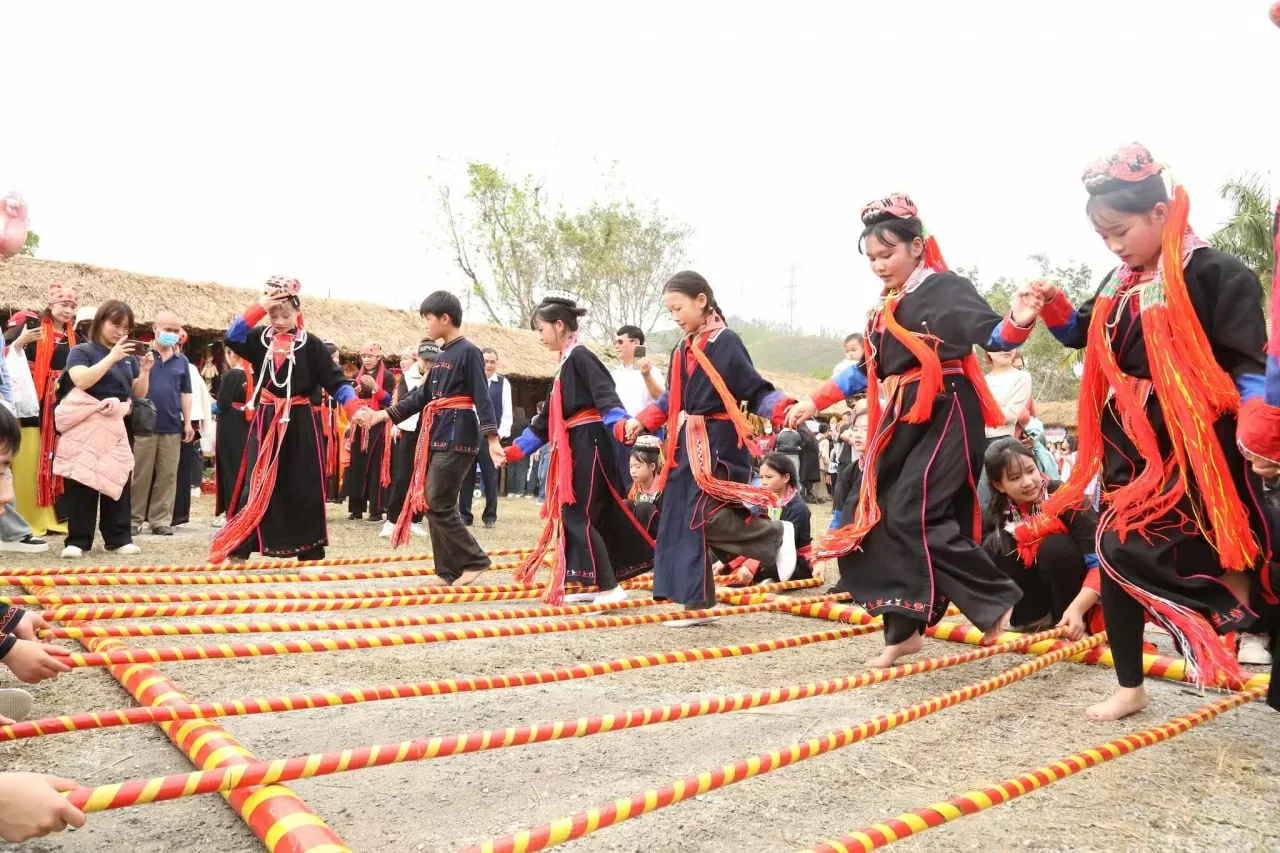 Quảng Ninh: Độc đáo lễ cấp sắc ở Bằng Cả Quảng Ninh: Độc đáo lễ cấp sắc ở Bằng Cả