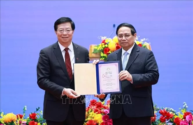 Thủ tướng nhận danh hiệu 'Giáo sư danh dự' Đại học Thanh Hoa, Trung Quốc