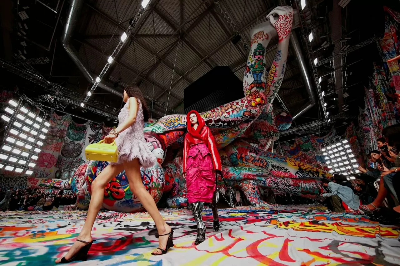 Những mẫu thiết kế độc lạ tại Tuần lễ thời trang Milan