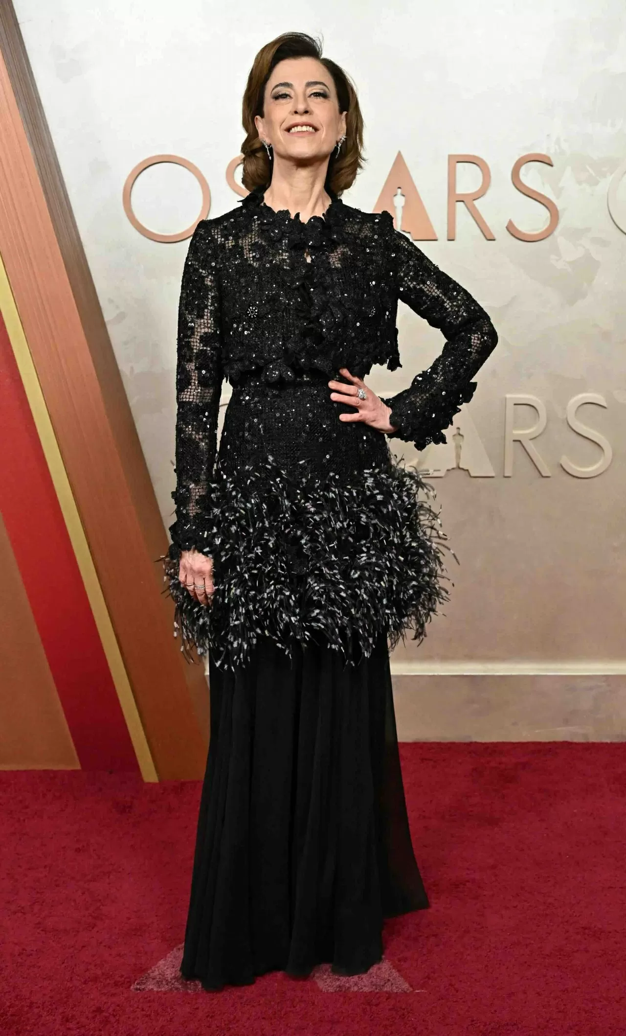 Những bộ váy đẹp nhất thảm đỏ Oscar 2025