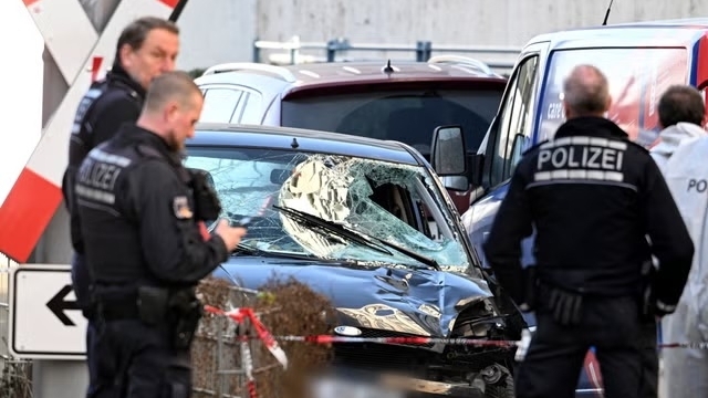 Đâm xe vào đám đông ở Đức, ít nhất 1 người thiệt mạng