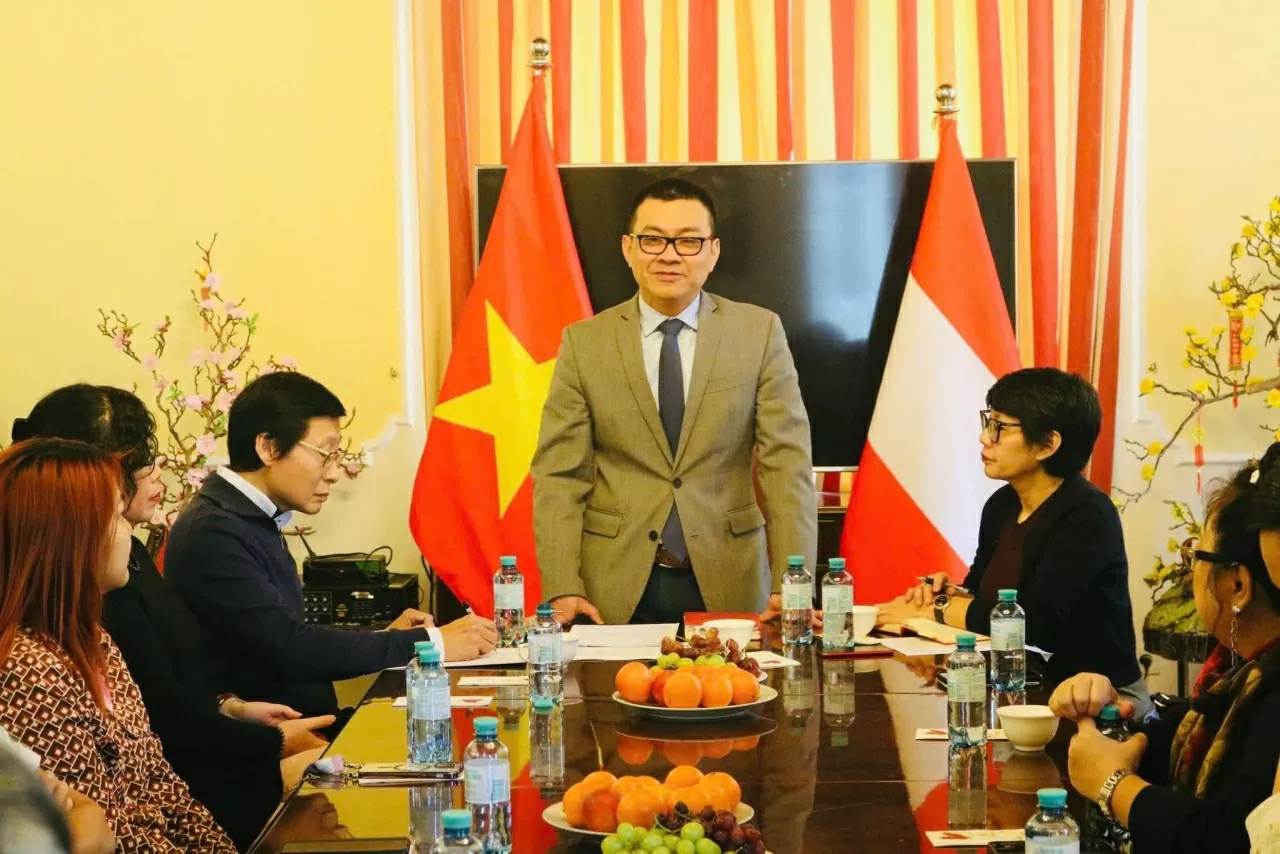 Chuyên gia, nhà khoa học Việt Nam tại Áo ủng hộ tinh thần đột phá, kịp thời của Nghị quyết 57 Chuyên gia, nhà khoa học Việt Nam tại Áo ủng hộ tinh thần đột phá, kịp thời của Nghị quyết 57