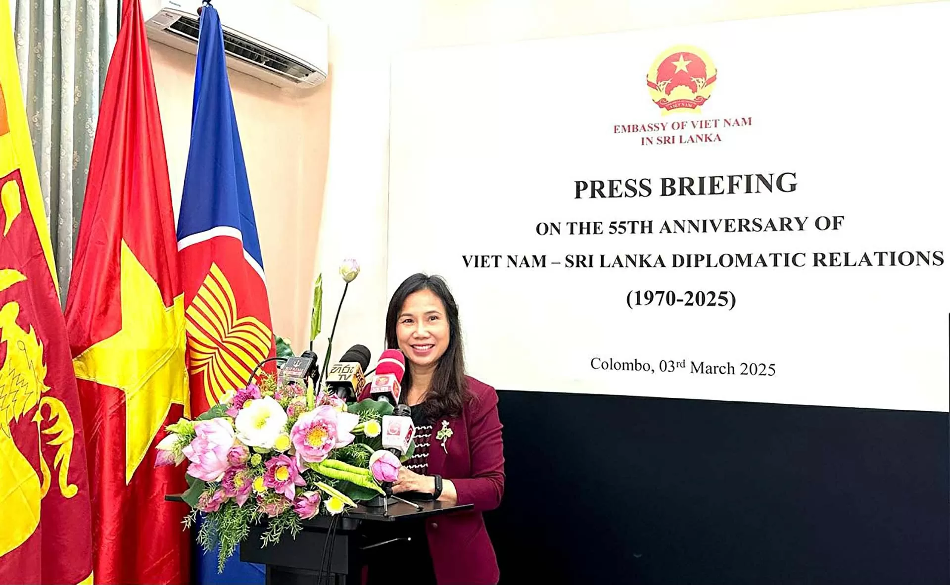 Đại sứ quán Việt Nam công bố chuỗi sự kiện kỷ niệm 55 năm quan hệ ngoại giao Việt Nam-Sri Lanka Đại sứ quán Việt Nam công bố chuỗi sự kiện kỷ niệm 55 năm quan hệ ngoại giao Việt Nam-Sri Lanka