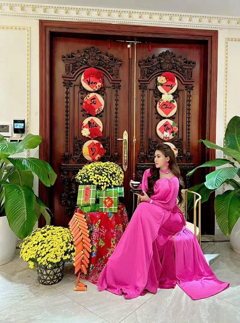 Dù bận rộn với công việc kinh doanh, doanh nhân Hồ Như Quỳnh vẫn luôn dành thời gian để đón Tết theo cách riêng của mình - ấm cúng và đầy ý nghĩa.