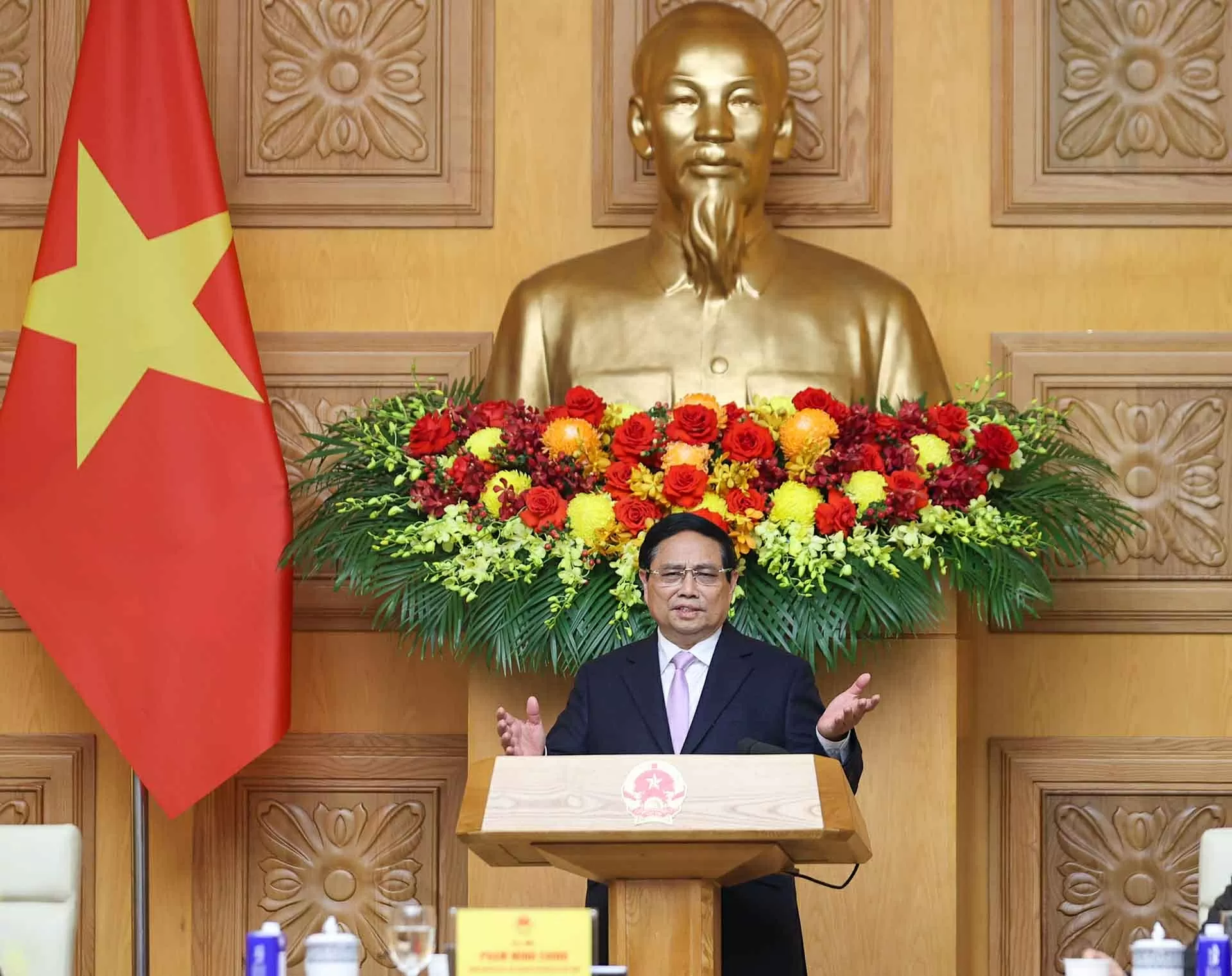 Thủ tướng Phạm Minh Chính chủ trì tọa đàm với các doanh nghiệp ASEAN tại Việt Nam