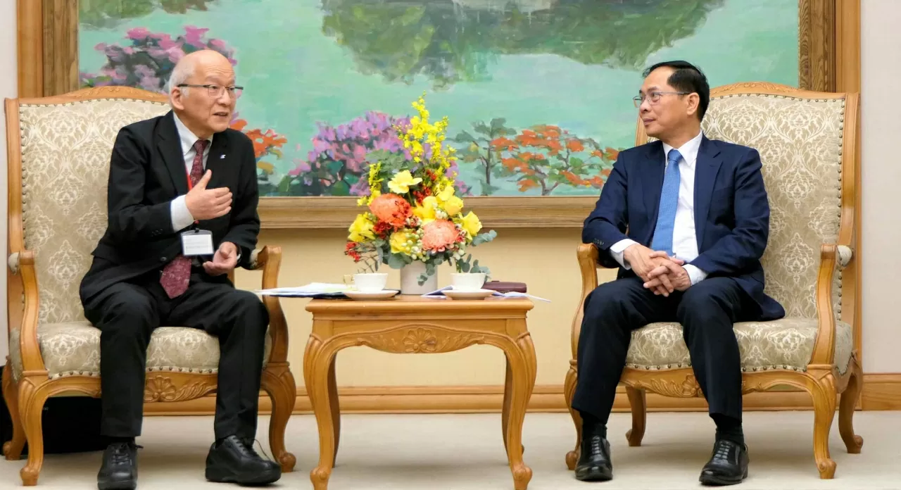 Ông Kuratomi Sumio, Chủ tịch Liên đoàn Kinh tế Kyushu đánh giá cao quyết tâm của Việt Nam trong việc phát triển các lĩnh vực bán dẫn, chuyển đổi số, trí tuệ nhân tạo,.. (Ảnh:Thành Long)