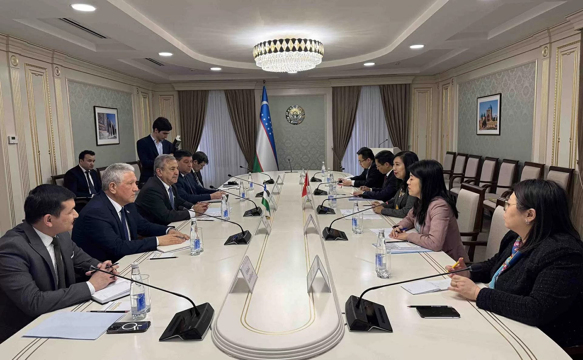 Phối hợp chặt chẽ thúc đẩy quan hệ Việt Nam-Uzbekistan trên tất cả các lĩnh vực Phối hợp chặt chẽ thúc đẩy quan hệ Việt Nam-Uzbekistan trên tất cả các lĩnh vực