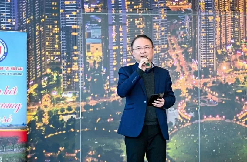 Ra mắt Câu lạc bộ Di sản áo dài Việt Nam tại Hà Lan