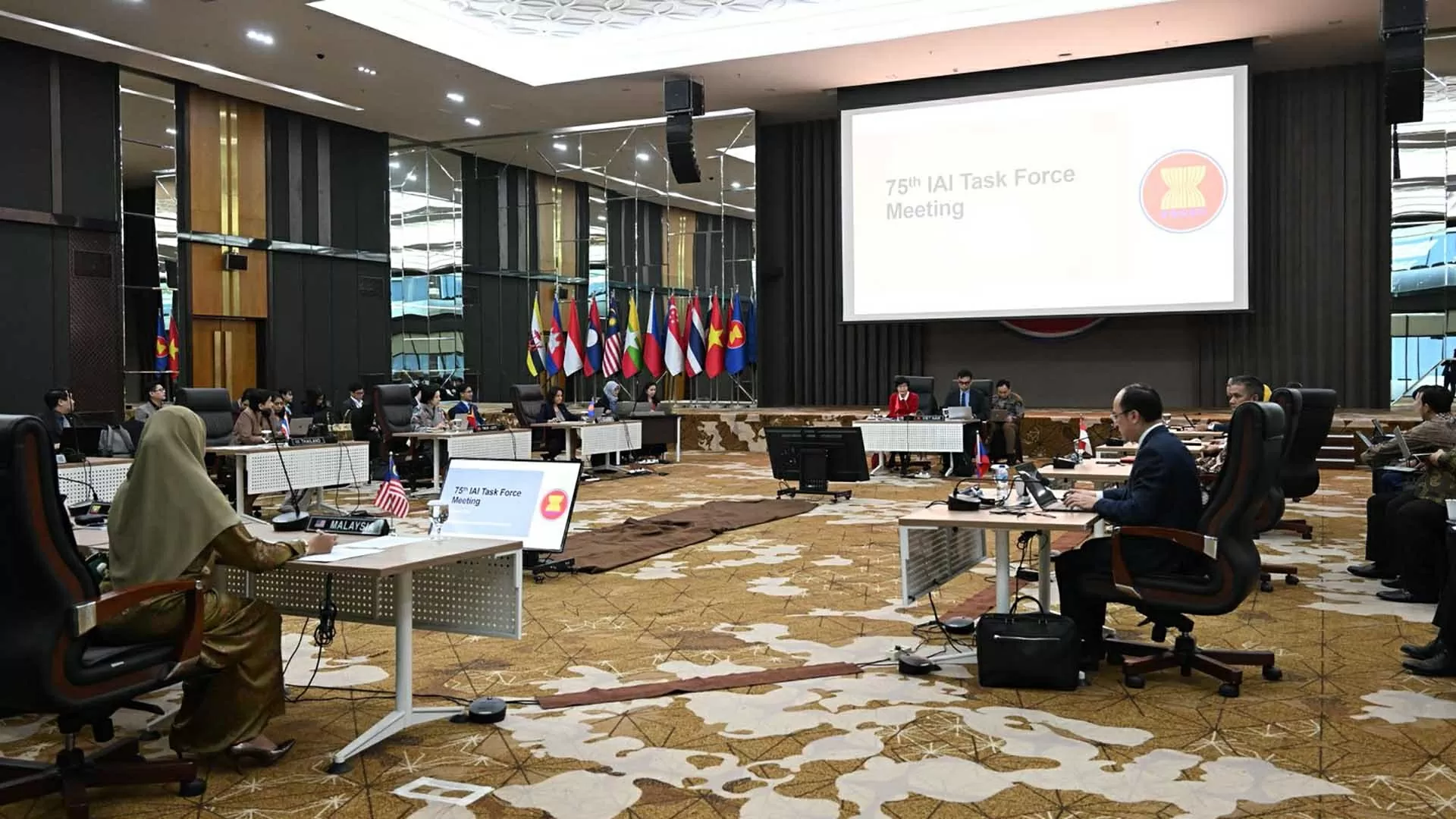 Việt Nam chủ trì cuộc họp lần thứ 75 của Nhóm đặc trách Sáng kiến liên kết ASEAN Việt Nam chủ trì cuộc họp lần thứ 75 của Nhóm đặc trách Sáng kiến liên kết ASEAN