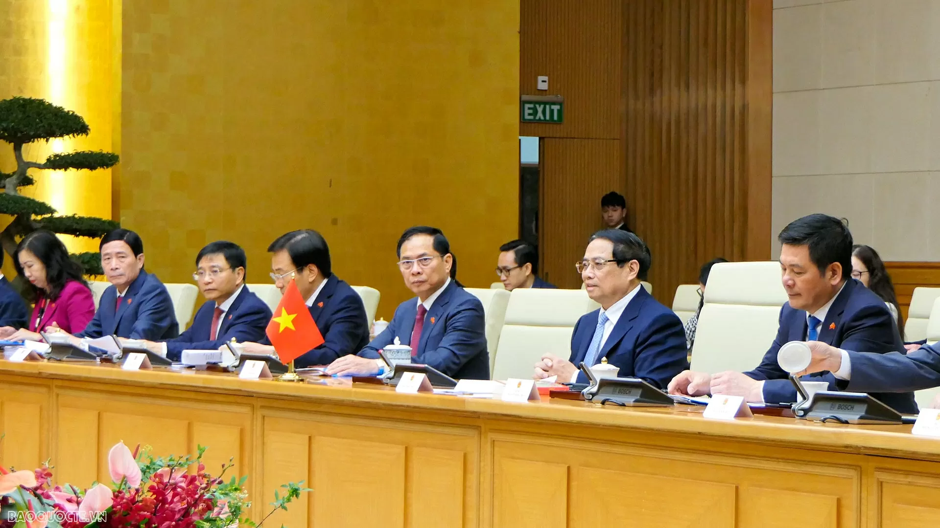 Thủ tướng Chính phủ Phạm Minh Chính chủ trì lễ đón Thủ tướng Kyrgyzstan Adylbek Kasimalyev thăm chính thức Việt Nam