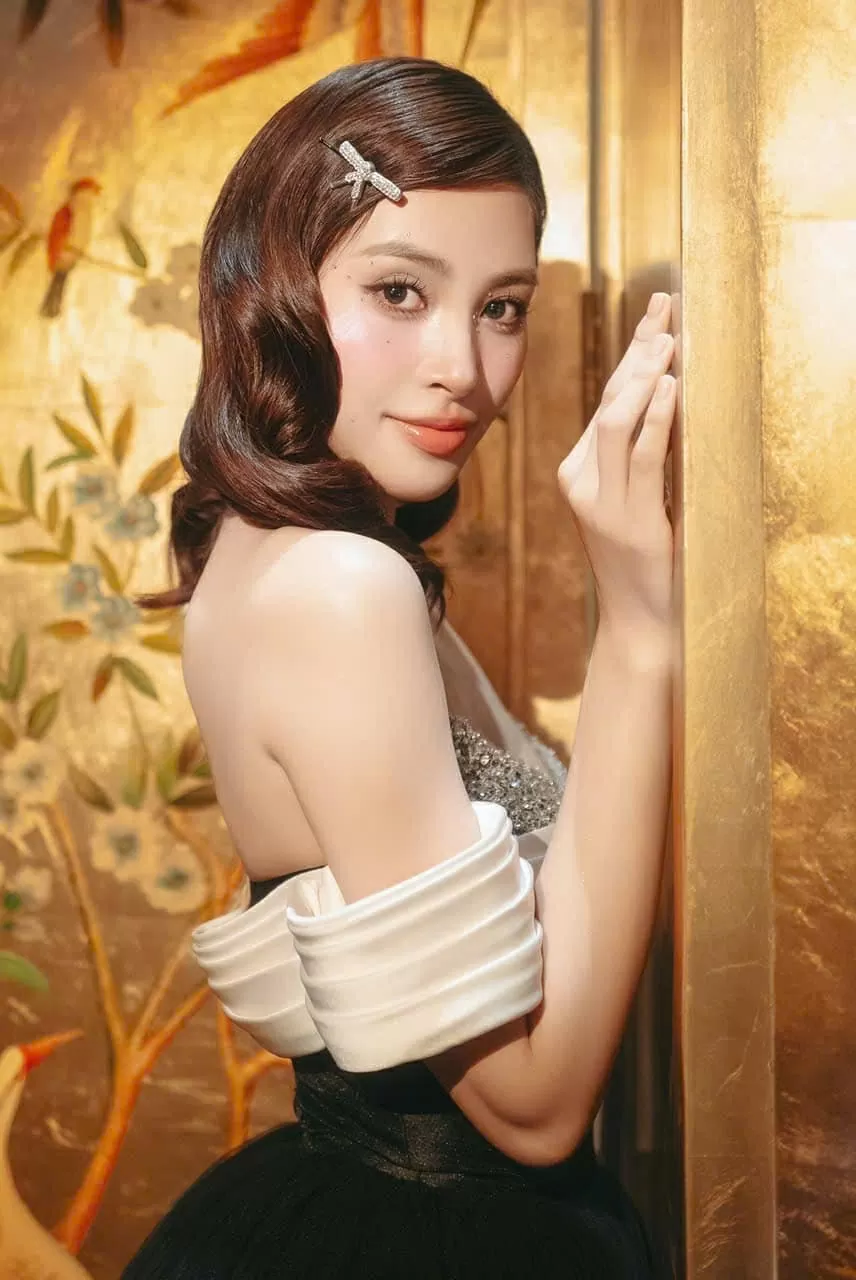 Hoa hậu Trần Tiểu Vy