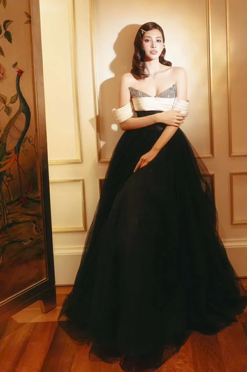 Hoa hậu Trần Tiểu Vy Hoa hậu Trần Tiểu Vy