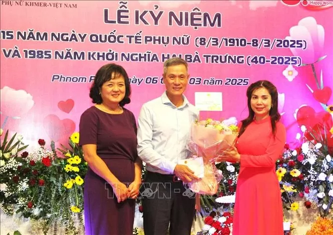 Gìn giữ và phát huy truyền thống tốt đẹp của phụ nữ Việt Nam tại Campuchia Gìn giữ và phát huy truyền thống tốt đẹp của phụ nữ Việt Nam tại Campuchia