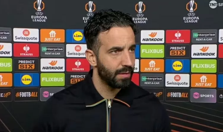 HLV Amorim chỉ trích học trò sau trận MU hòa Sociedad HLV Amorim chỉ trích học trò sau trận MU hòa Sociedad