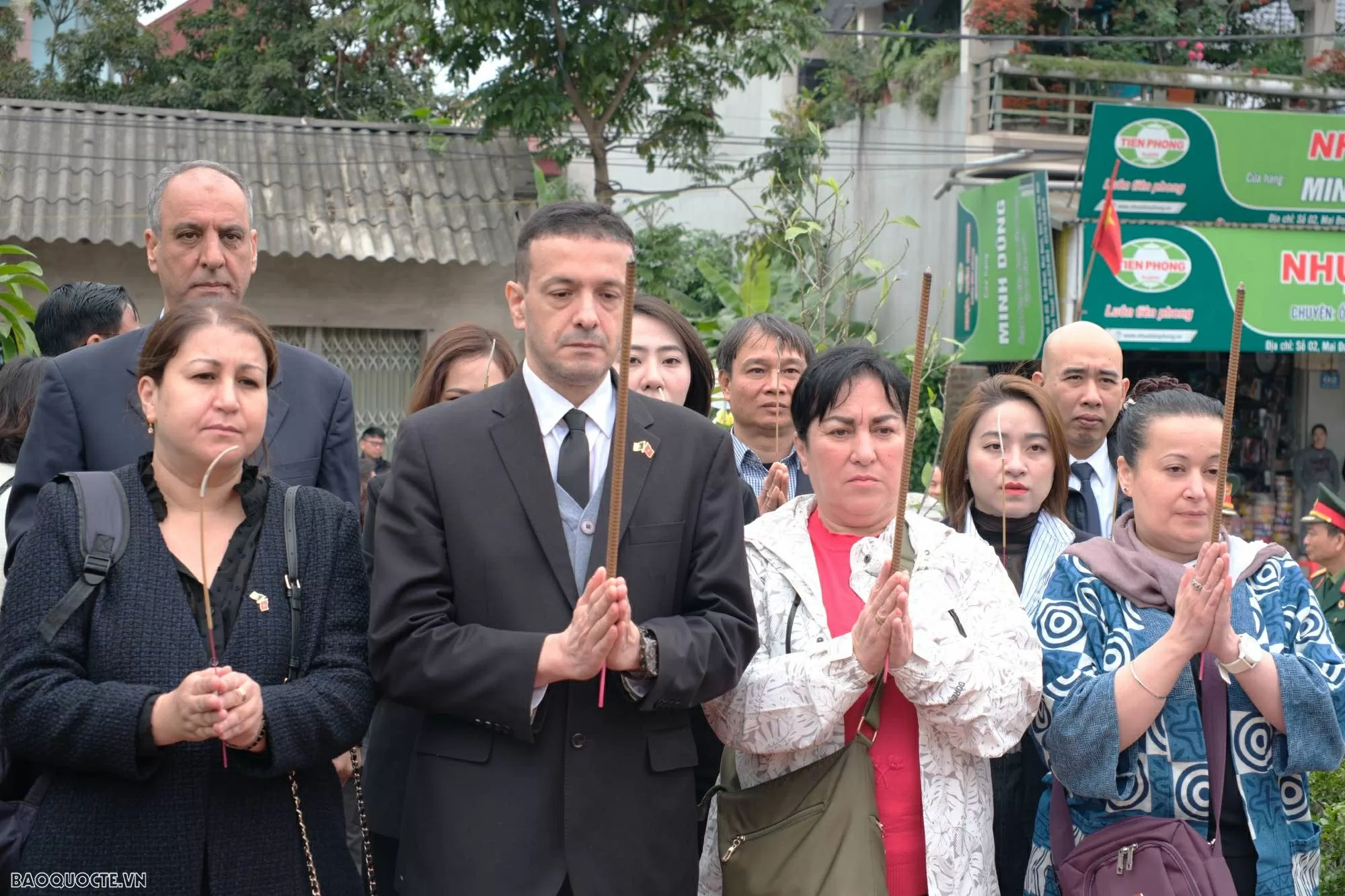 Tìm về nơi 'máu hai dân tộc Việt Nam-Algeria hoà làm một'