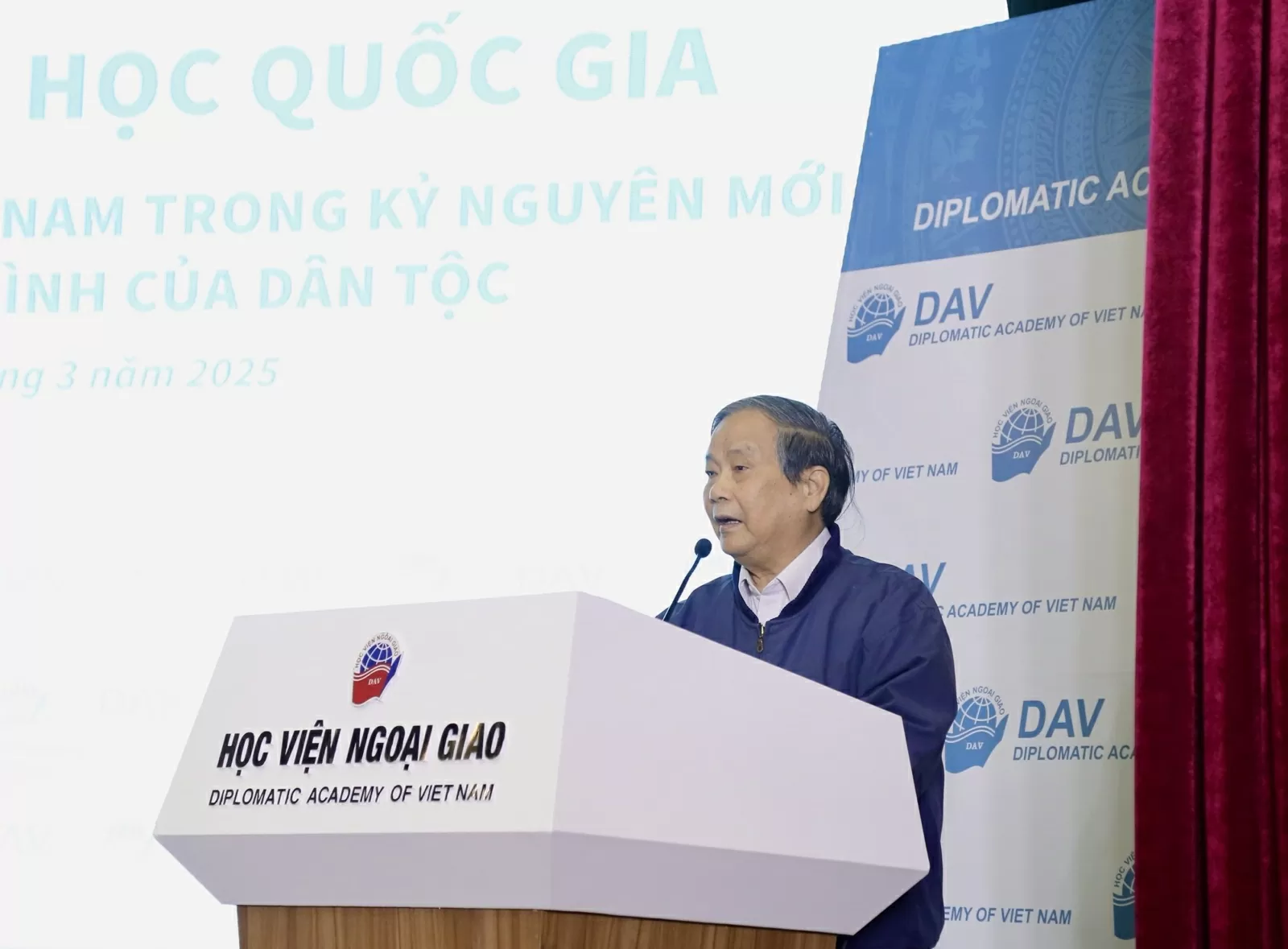 Toàn cảnh Hội thảo quốc gia 'Đối ngoại và ngoại giao Việt Nam trong kỷ nguyên mới, kỷ nguyên vươn mình của dân tộc'