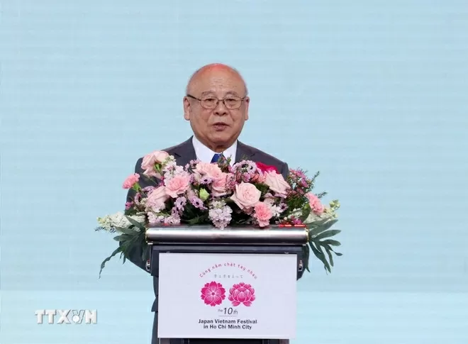 Ông Takebe Tsutomu, Cố vấn đặc biệt Liên minh Nghị sỹ Hữu nghị Việt-Nhật, Chủ tịch Danh dự Ủy ban Điều hành Lễ hội Việt-Nhật 2025 phát biểu. (Ảnh: Xuân Khu/TTXVN)