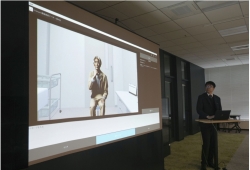 Sinh viên y khoa Nhật Bản thực hành 'khám' bệnh nhân bằng AI