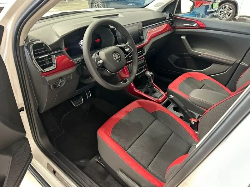 Nội thất của Skoda Kushaq được bố trí theo phong cách gọn gàng và tối giản