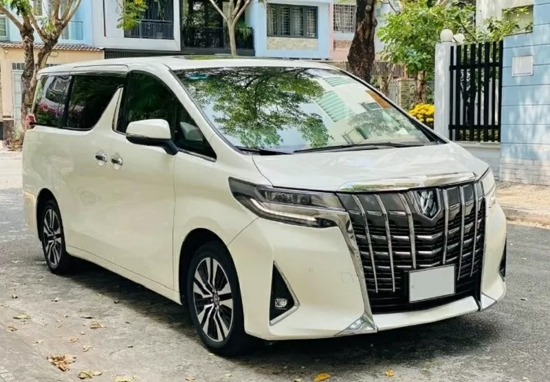 Triệu hồi xe Toyota Alphard tại Việt Nam để khắc phục lỗi