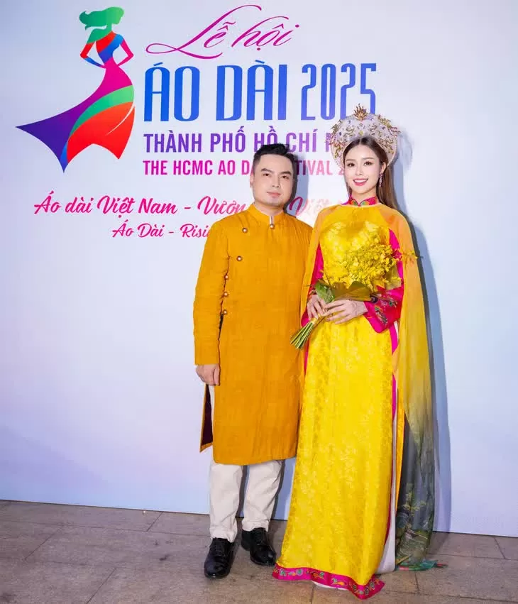 Hoa hậu Điện ảnh TP. Hồ Chí Minh Sella Trương duyên dáng trong tà áo dài Hoa hậu Điện ảnh TP. Hồ Chí Minh Sella Trương duyên dáng trong tà áo dài