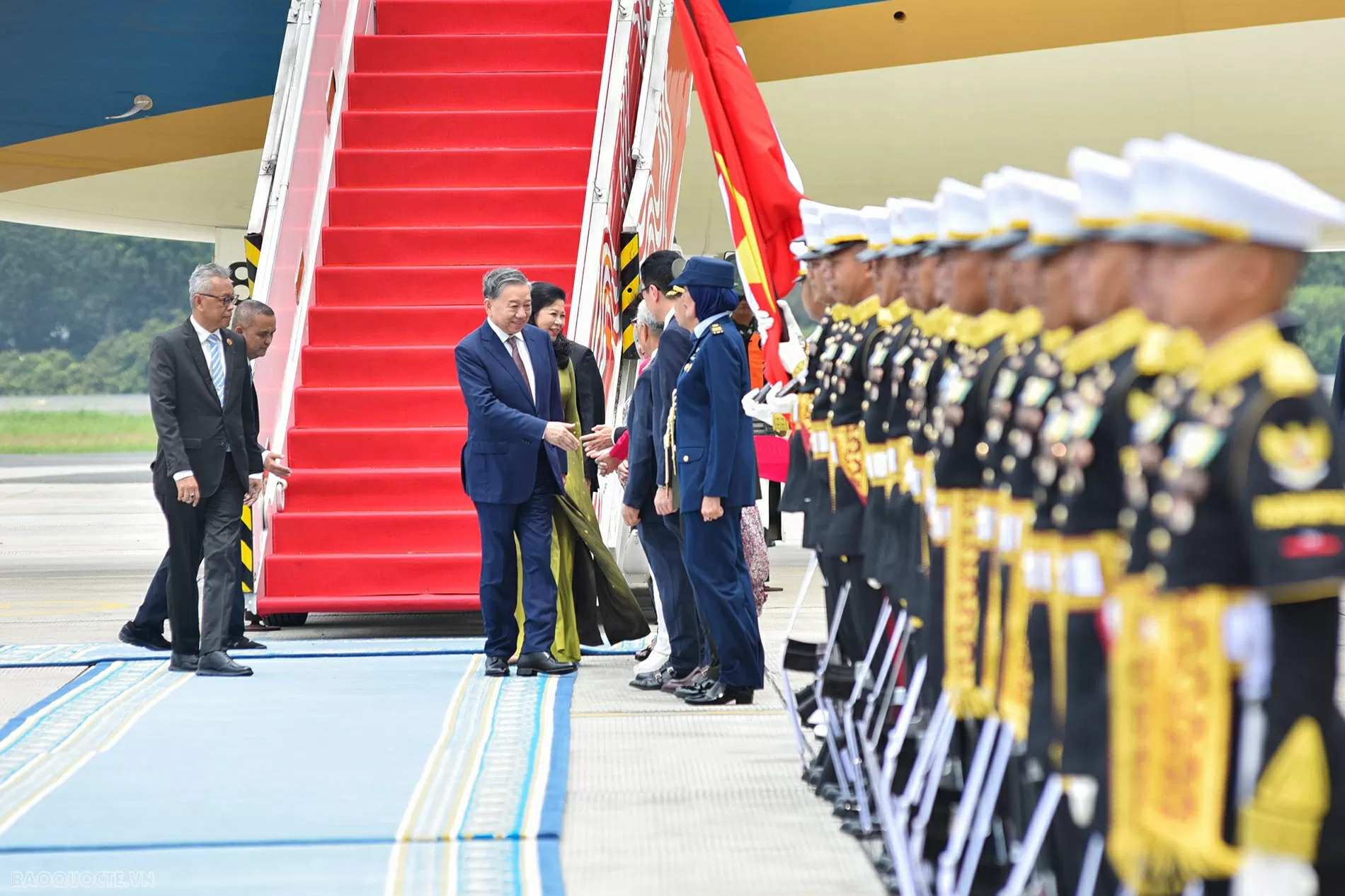 Toàn cảnh Tổng Bí thư Tô Lâm đến Jakarta, bắt đầu chuyến thăm cấp Nhà nước Indonesia và thăm chính thức Ban Thư ký ASEAN