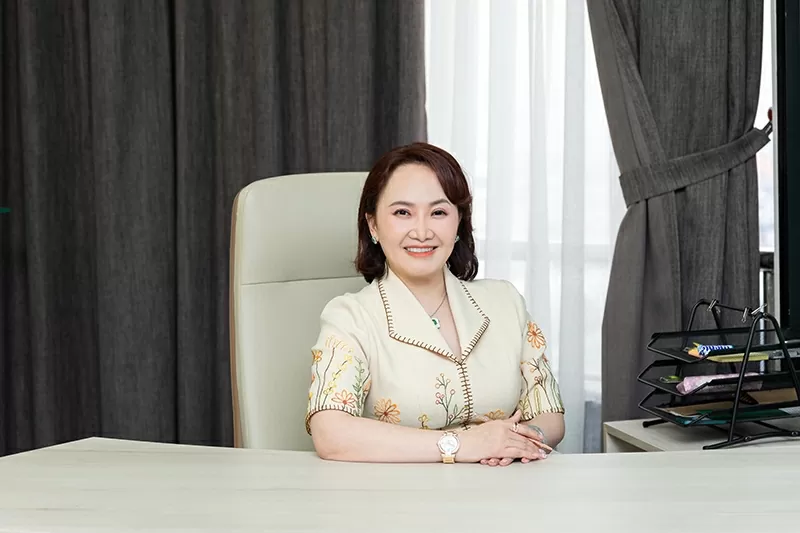 Với sự kiên định, tư duy chiến lược và cam kết đổi mới, bà Đặng Huỳnh Ức My – Chủ tịch HĐQT TTC AgriS không chỉ tạo dựng các dấu ấn nâng tầm nông nghiệp Việt Nam trên thị trường quốc tế mà còn là người truyền cảm hứng mạnh mẽ, tiếp thêm động lực cho thế hệ lãnh đạo nữ trẻ dám chinh phục những đỉnh cao mới. Với sự kiên định, tư duy chiến lược và cam kết đổi mới, bà Đặng Huỳnh Ức My – Chủ tịch HĐQT TTC AgriS không chỉ tạo dựng các dấu ấn nâng tầm nông nghiệp Việt Nam trên thị trường quốc tế mà còn là người truyền cảm hứng mạnh mẽ, tiếp thêm động lực cho thế hệ lãnh đạo nữ trẻ dám chinh phục những đỉnh cao mới.