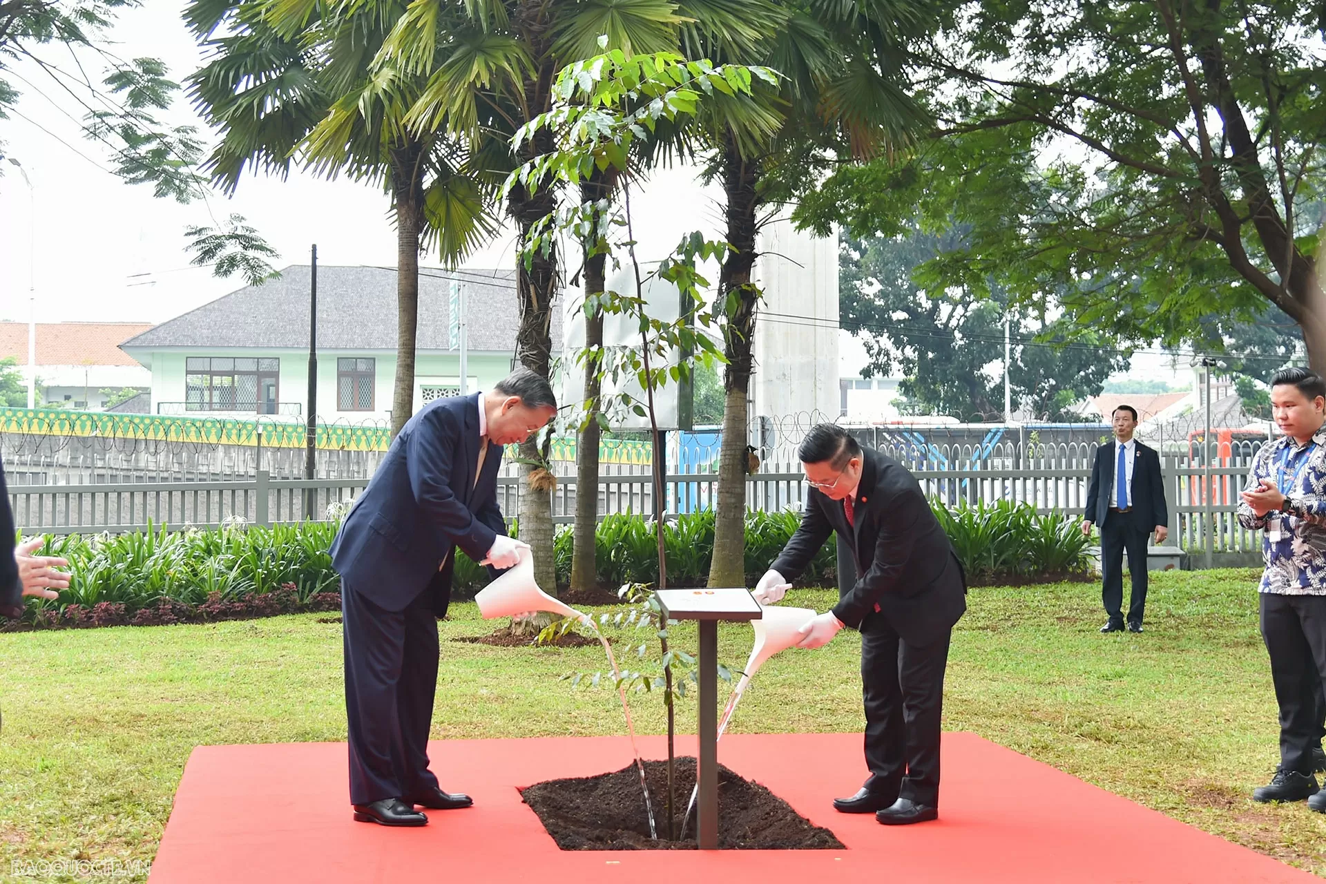 Toàn cảnh Tổng Bí thư Tô Lâm lần đầu tiên thăm Ban Thư ký ASEAN tại Jakarta, Indonesia Toàn cảnh Tổng Bí thư Tô Lâm lần đầu tiên thăm Ban thư ký ASEAN tại Jakarta, Indonesia