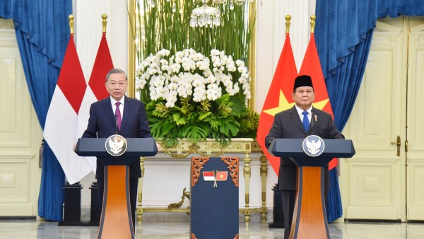 Ambassador Ta Van Thong highlights significance of Politburo Member and Foreign Minister Le Hoai Trung's visit to Indonesia