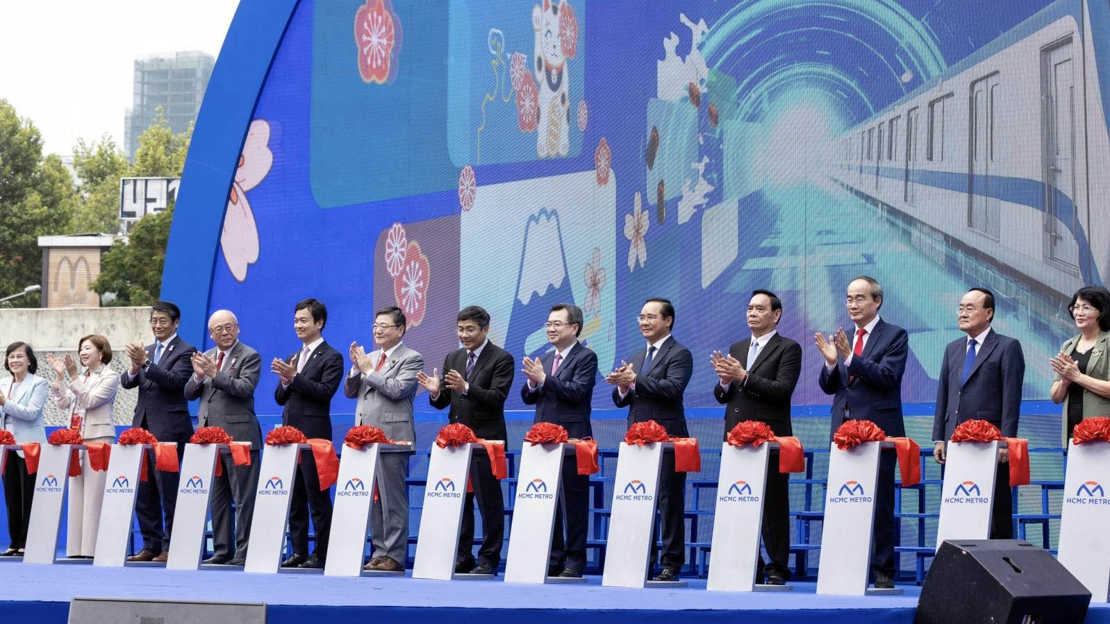 Thứ trưởng Thường trực Ngoại giao Nguyễn Minh Vũ tiếp Hạ nghị sĩ, Thứ trưởng Ngoại giao Nhật Bản