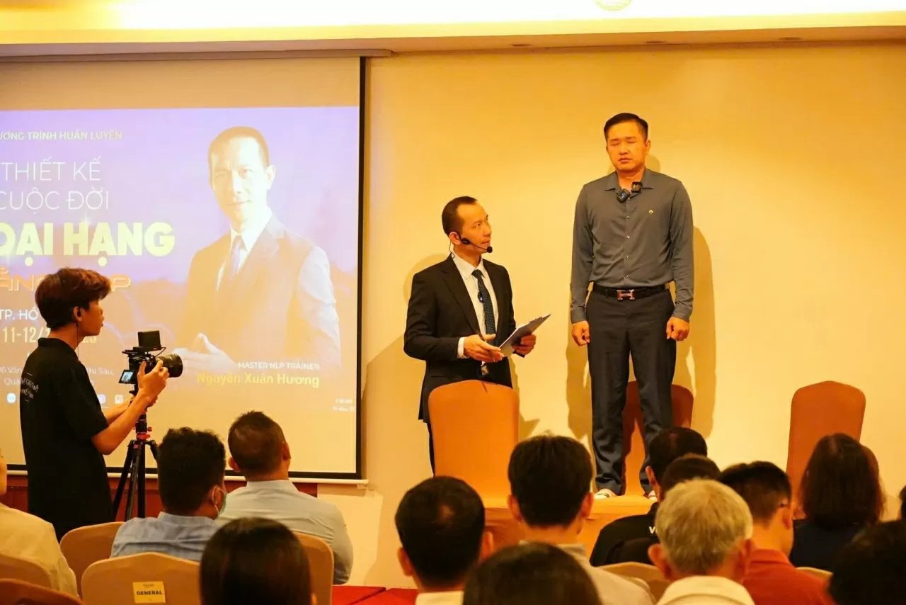 Nguyễn Xuân Hương - Nhà chữa lành xuất sắc giúp con người vượt qua khủng hoảng tâm lý trong thời đại AI