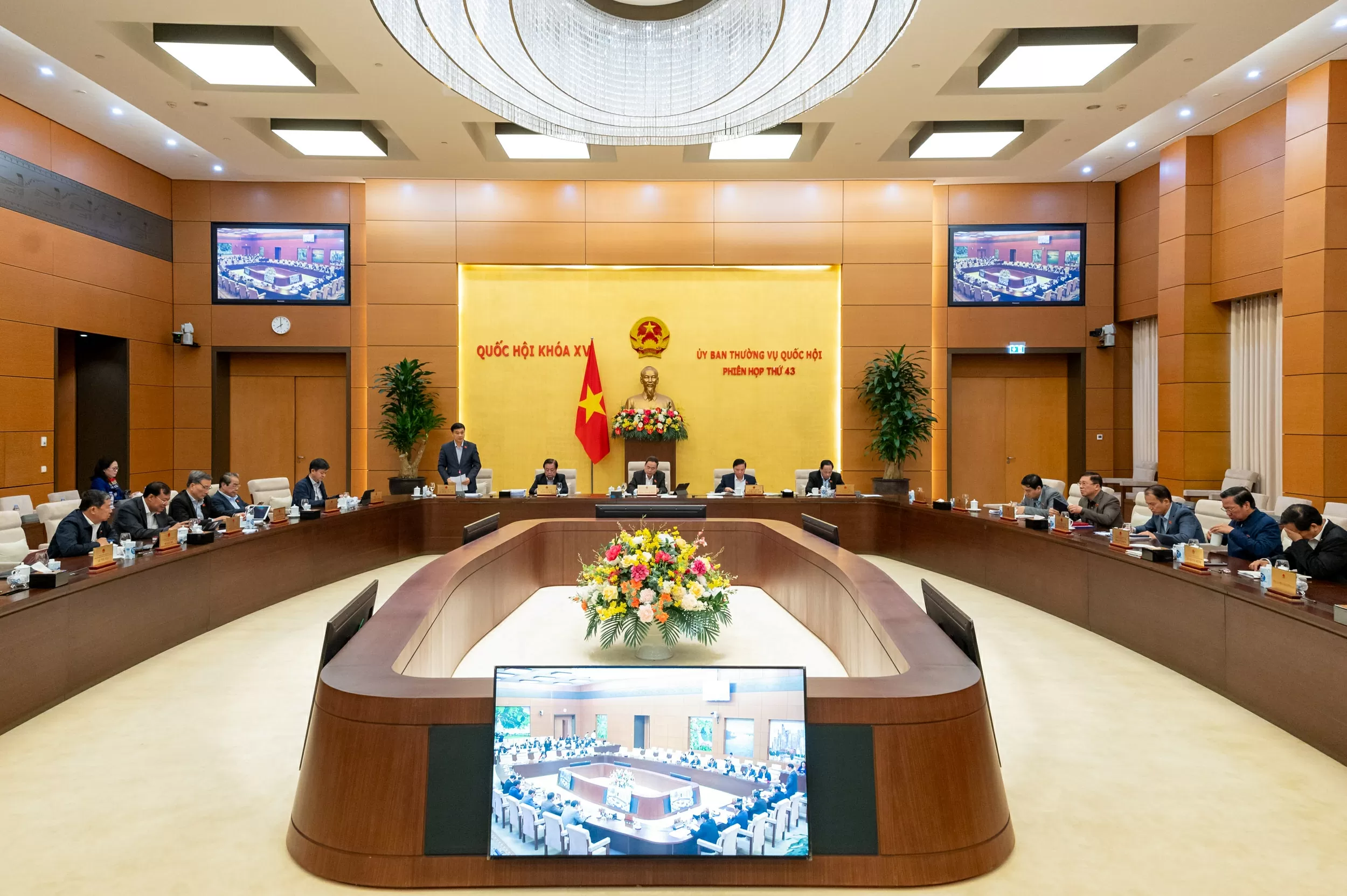 Nhất trí giảm 30% tiền thuê đất, ...