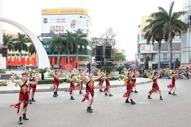Ấn tượng Lễ hội đường phối 2025 - 'Buôn Ma Thuột - Điểm đến của cà phê thế giới' Ấn tượng Lễ hội đường phối 2025 - 'Buôn Ma Thuột - Điểm đến của cà phê thế giới'