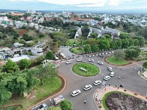 Ấn tượng Lễ hội đường phối 2025 - 'Buôn Ma Thuột - Điểm đến của cà phê thế giới' Ấn tượng Lễ hội đường phối 2025 - 'Buôn Ma Thuột - Điểm đến của cà phê thế giới'