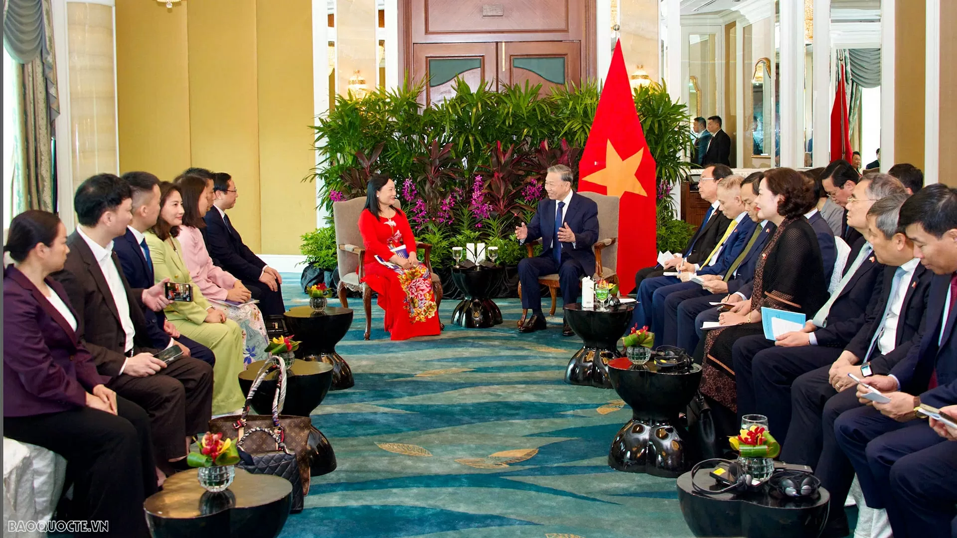 Tổng Bí thư Tô Lâm tiếp bà Trần Thị Lâm, Cố vấn Shangri-La Healthcare Investment, Đồng sáng lập Công ty Trách nhiệm Hữu hạn Y tế Hoa Lâm Shangri-La. (Ảnh: Văn Hiếu)