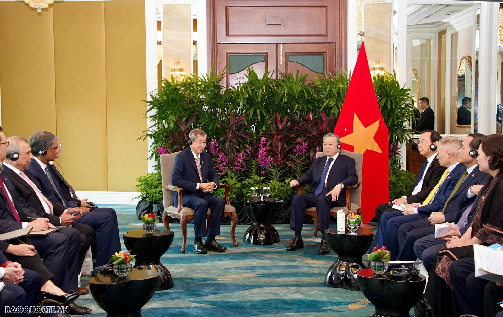 Tổng Bí thư Tô Lâm tiếp ông Lim Boon Heng, Chủ tịch Tập đoàn Temasek. (Ảnh: Văn Hiếu)