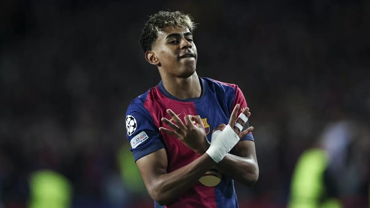 Lamine Yamal phá kỷ lục tại UEFA Champions League Lamine Yamal phá kỷ lục tại UEFA Champions League