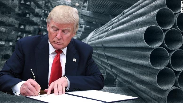 Ông Trump bất ngờ ‘quay xe’, quyết định làm điều này với với nhôm, thép Canada