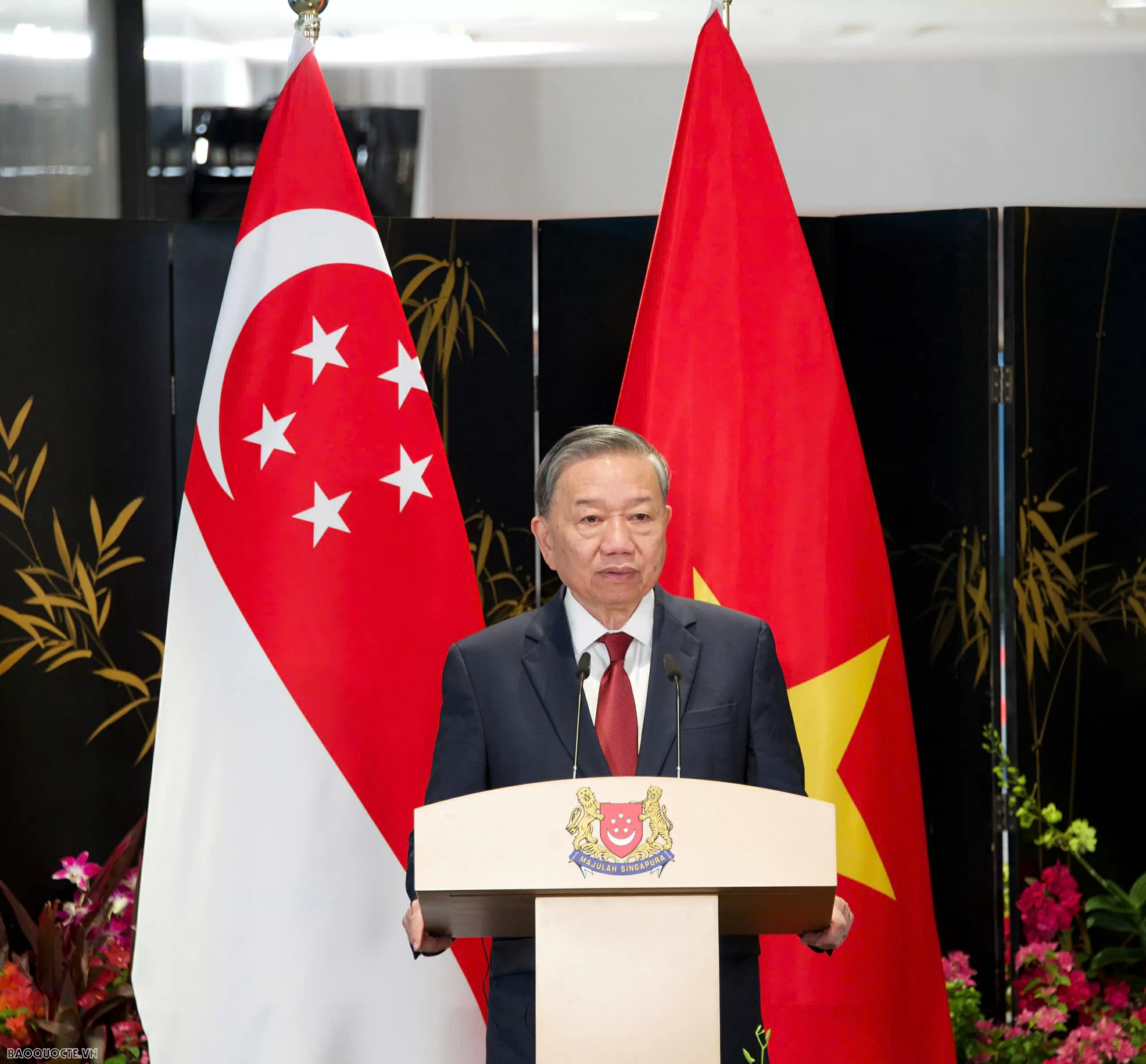 Việt Nam-Singapore: Tương đồng về lợi ích và ưu tiên chiến lược, cũng như tầm nhìn chung về an ninh, thịnh vượng Việt Nam-Singapore: Tương đồng về lợi ích và ưu tiên chiến lược, cũng như tầm nhìn chung về an ninh, thịnh vượng