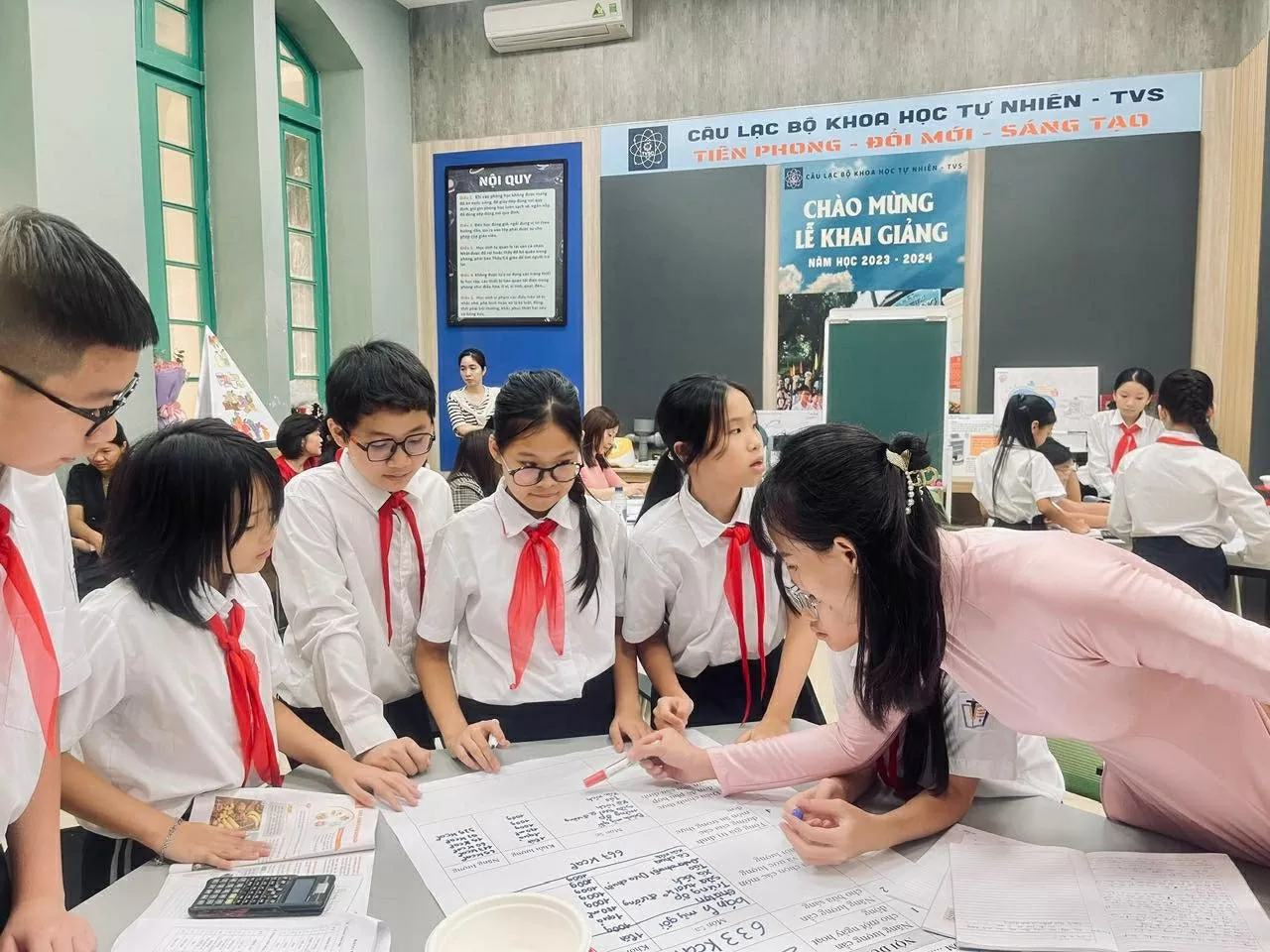 Sở GD-ĐT nhiều tỉnh đề xuất hỗ trợ hàng chục tỷ đồng để dạy thêm không thu tiền Sở GD-ĐT nhiều tỉnh đề xuất hỗ trợ hàng chục tỷ đồng để dạy thêm không thu tiền