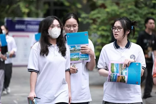 TS. Cù Văn Trung: Miễn học phí tạo cơ hội và mở rộng cánh cửa tri thức TS. Cù Văn Trung: Miễn học phí tạo cơ hội và mở rộng cánh cửa tri thức