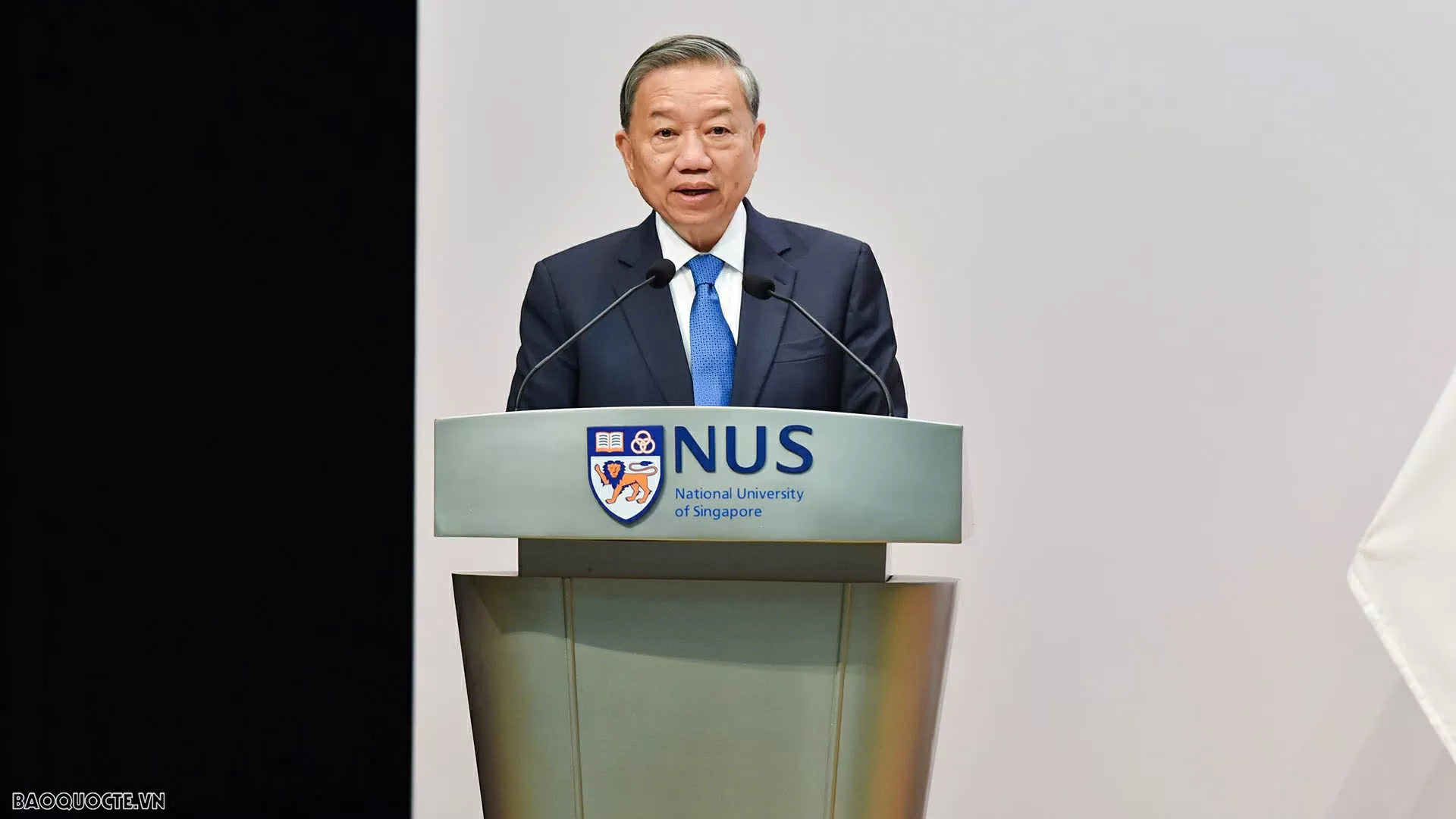 Tổng Bí thư Tô Lâm phát biểu tại Trường Chính sách công Lý Quang Diệu, Đại học Quốc gia Singapore, ngày 12/3. (Ảnh: Văn Hiếu)