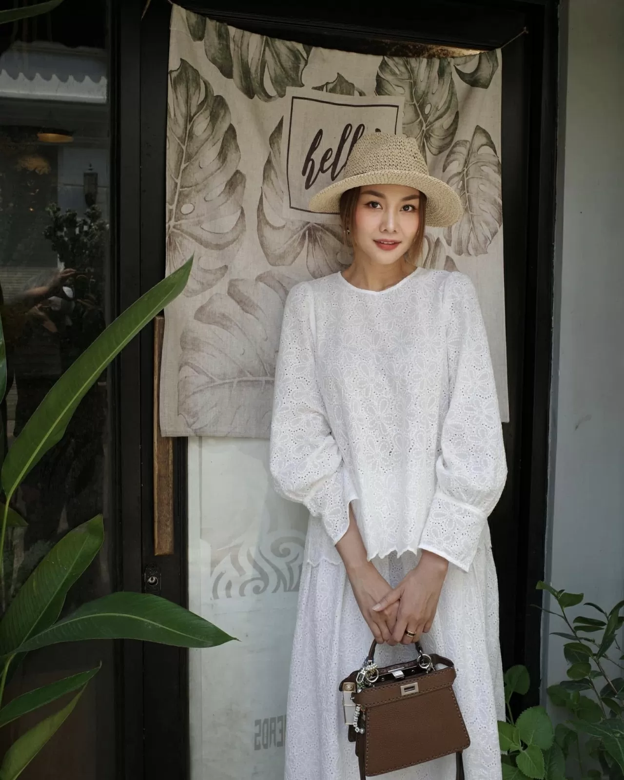 Thời trang đời thường của siêu mẫu Thanh Hằng Thời trang đời thường của siêu mẫu Thanh Hằng
