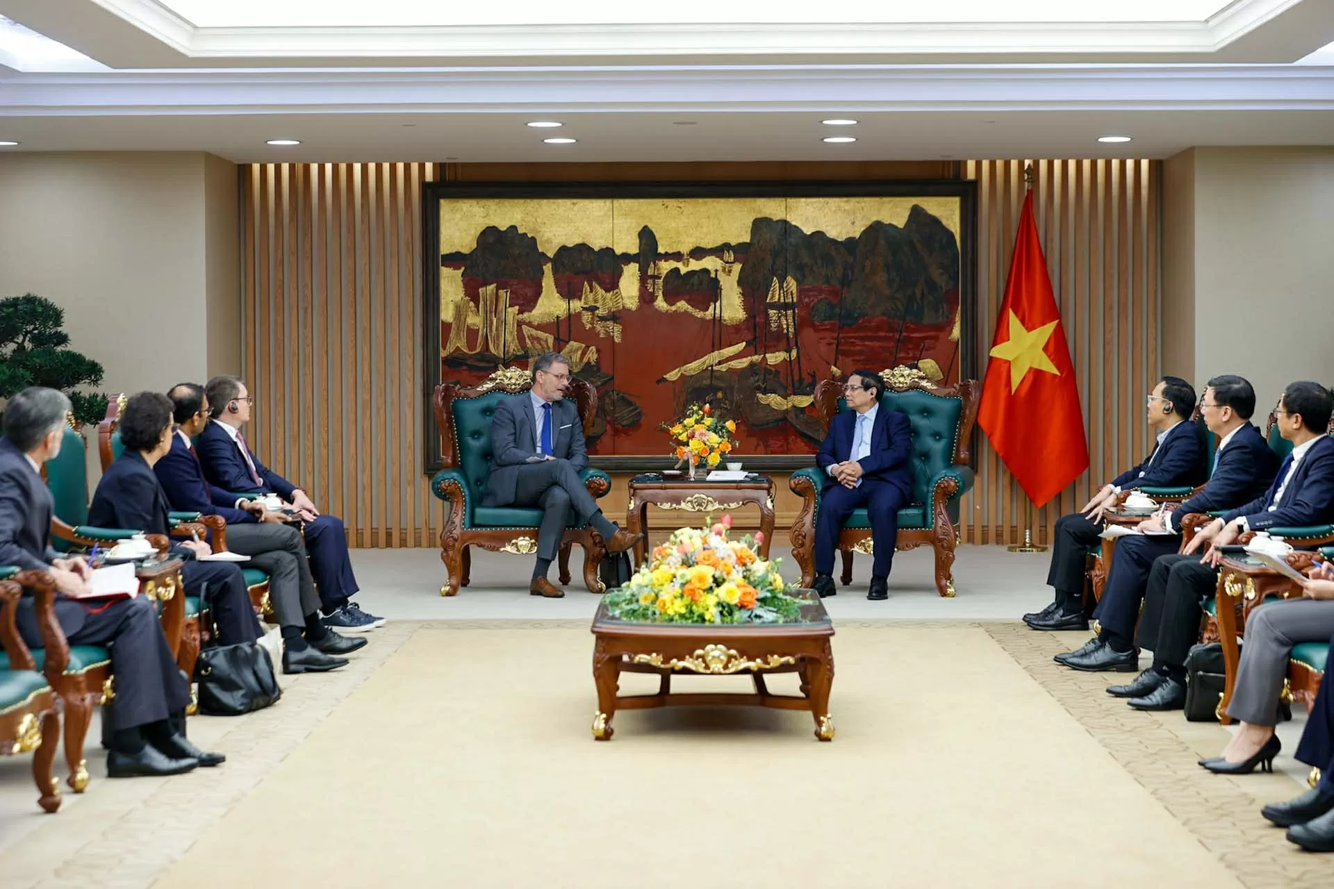 Tập đoàn điện lực Pháp mong muốn tiếp tục mở rộng đầu tư tại Việt Nam trong lĩnh vực năng lượng Tập đoàn điện lực Pháp mong muốn tiếp tục mở rộng đầu tư tại Việt Nam trong lĩnh vực năng lượng