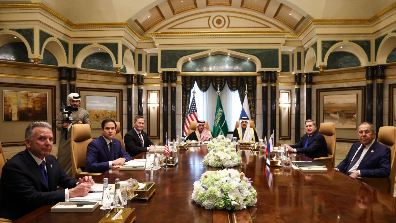 thoa thuan ngung ban tam thoi o ukraine va con duong den hoa binh