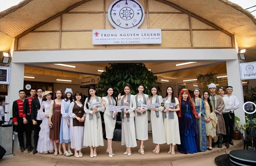 Các người đẹp Việt lan tỏa văn hóa cà phê tại Lễ hội cà phê Buôn Ma Thuột lần thứ 9 Các người đẹp Việt lan tỏa văn hóa cà phê tại Lễ hội cà phê Buôn Ma Thuột lần thứ 9